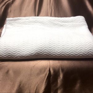 Country Chic White Textile Throw Made is USA